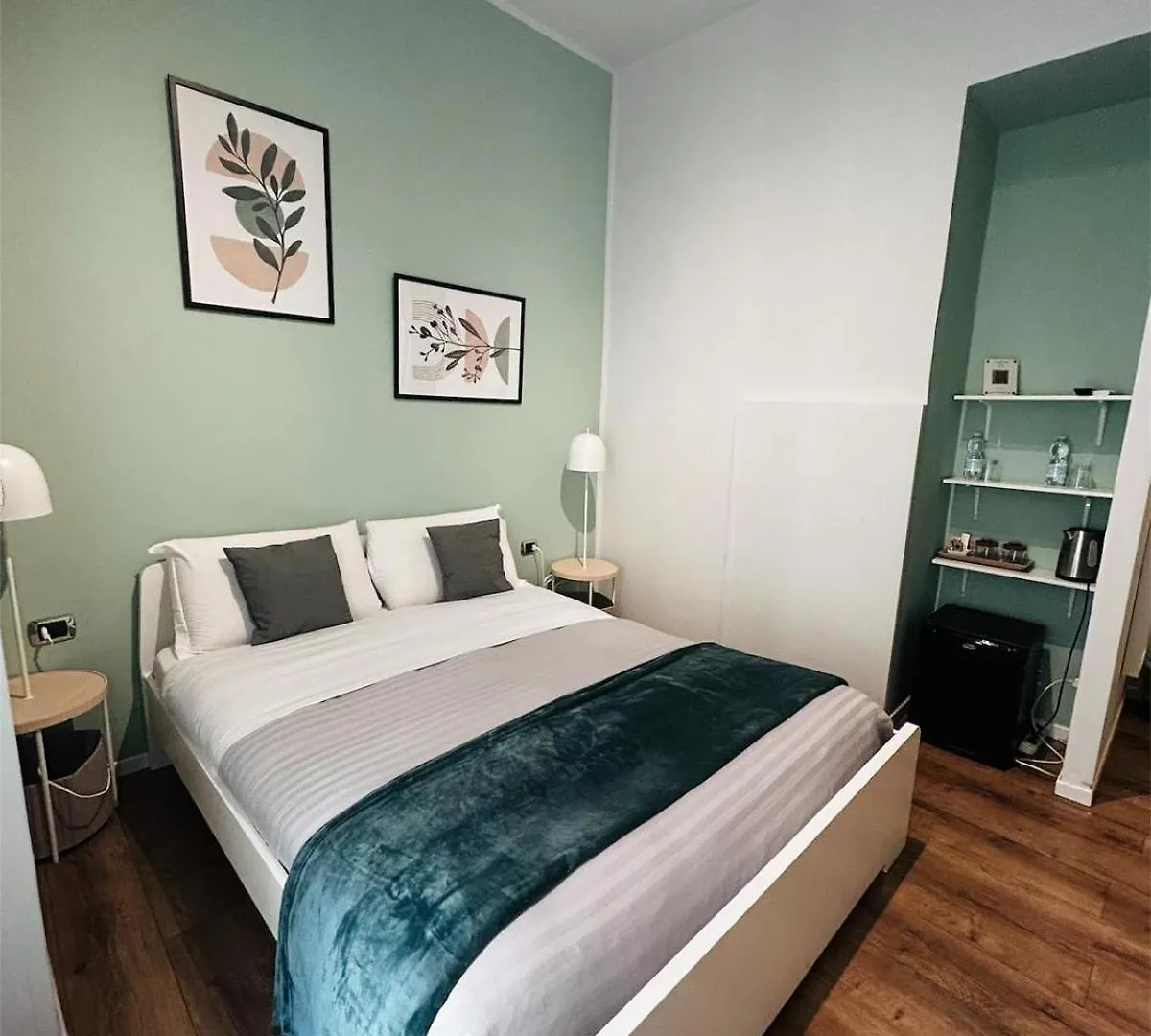 Ad 111 Coladirienzo Rooms - By Ad Roma