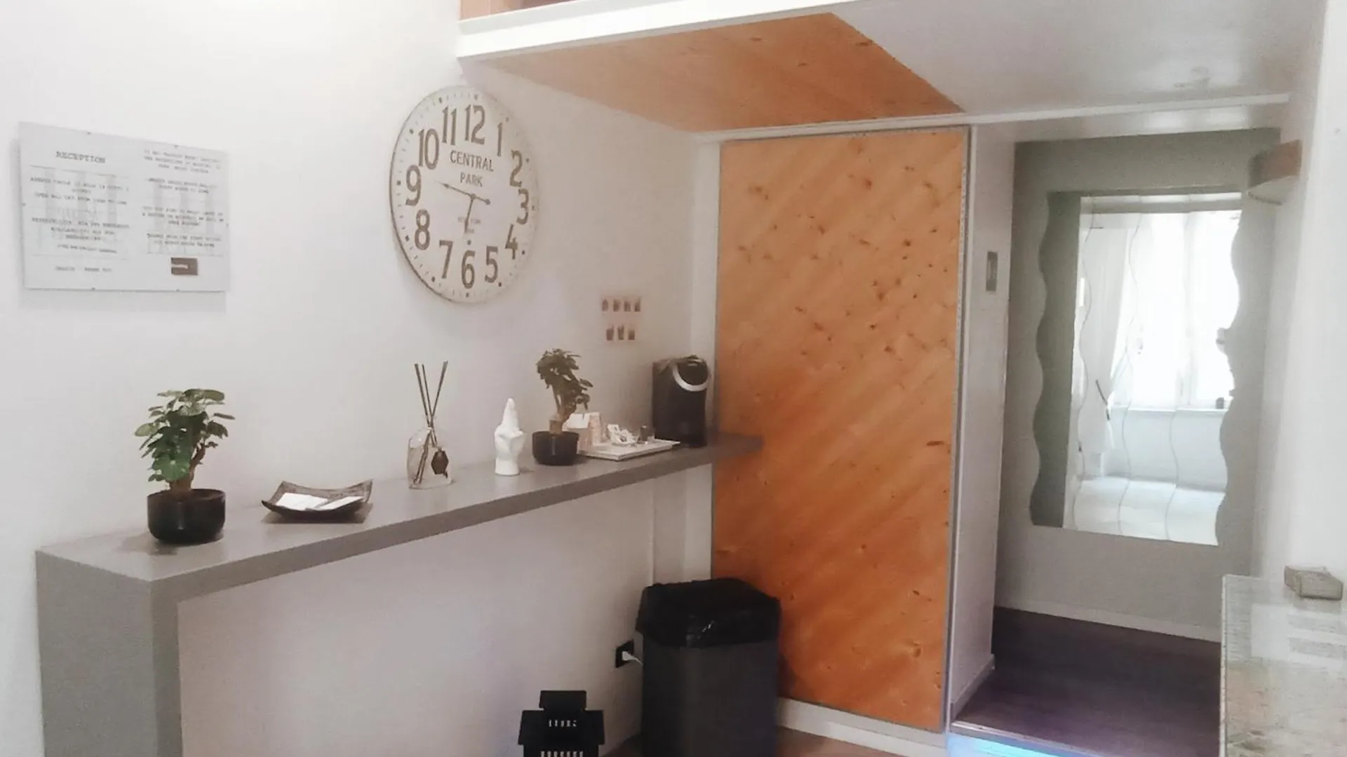 Pensjonat Ad 111 Coladirienzo Rooms - By Ad Roma Włochy