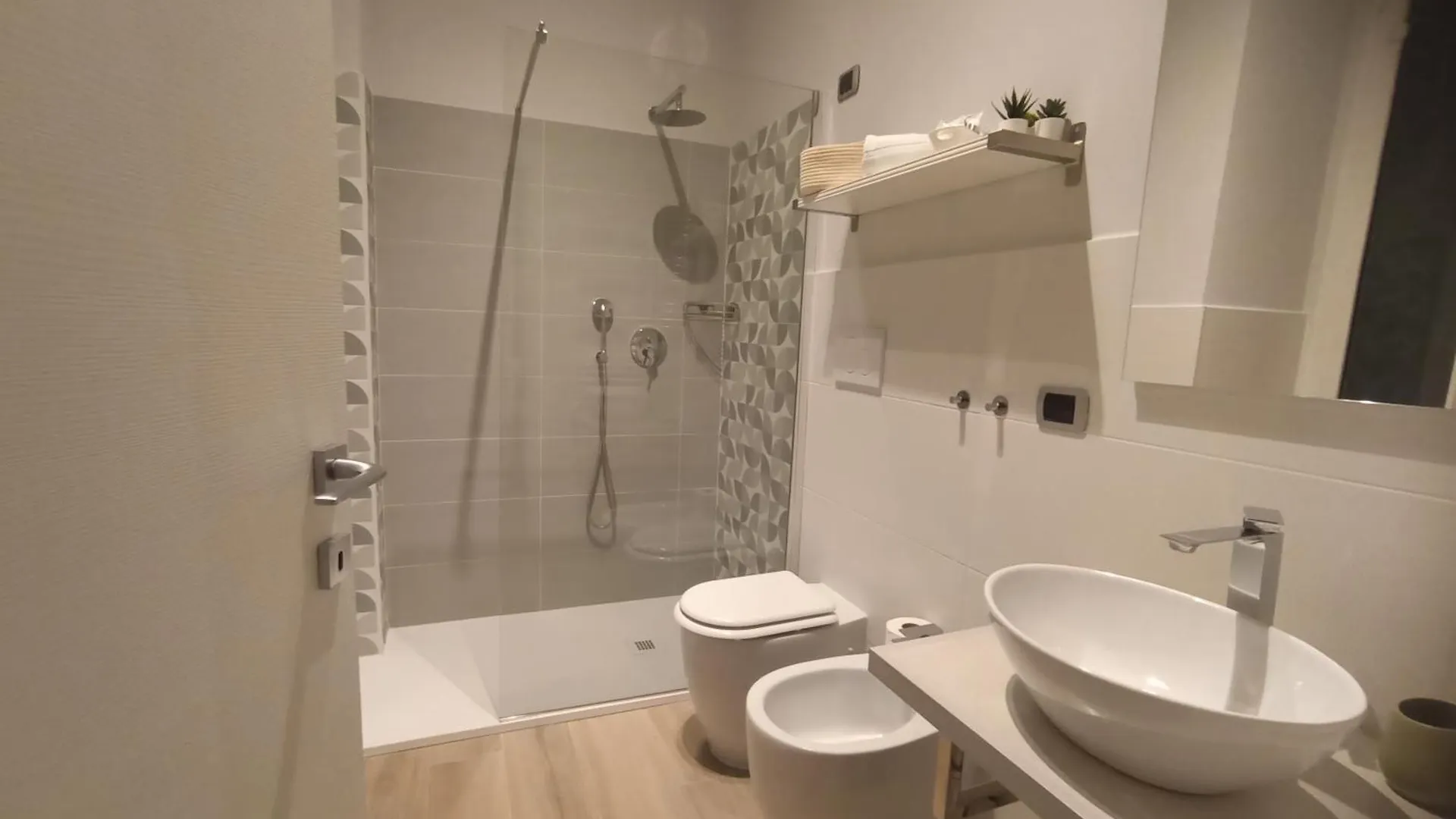 Ad 111 Coladirienzo Rooms - By Ad Roma Italien