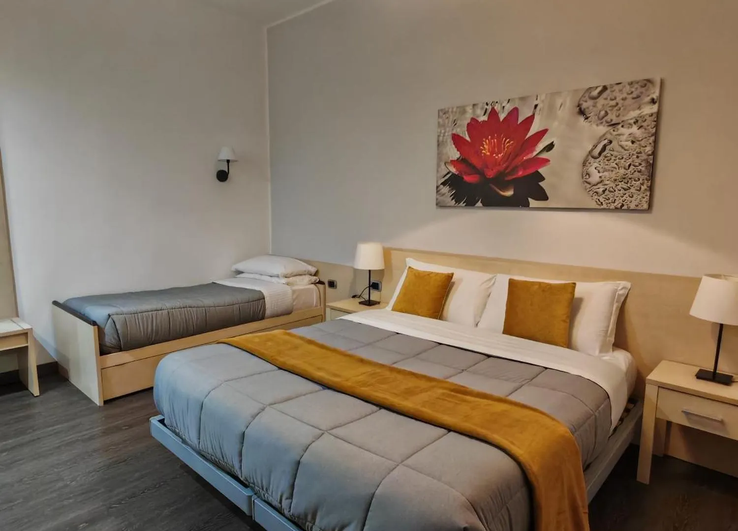 Ad 111 Coladirienzo Rooms - By Ad Roma 0*, Rom Italien